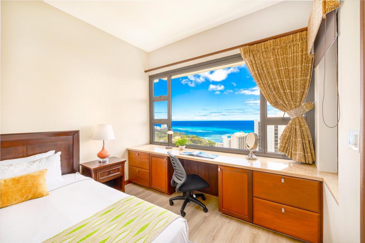 Ferienwohnung Upscale Penthouse With Ocean Views - Free Parking Honolulu Exterior foto