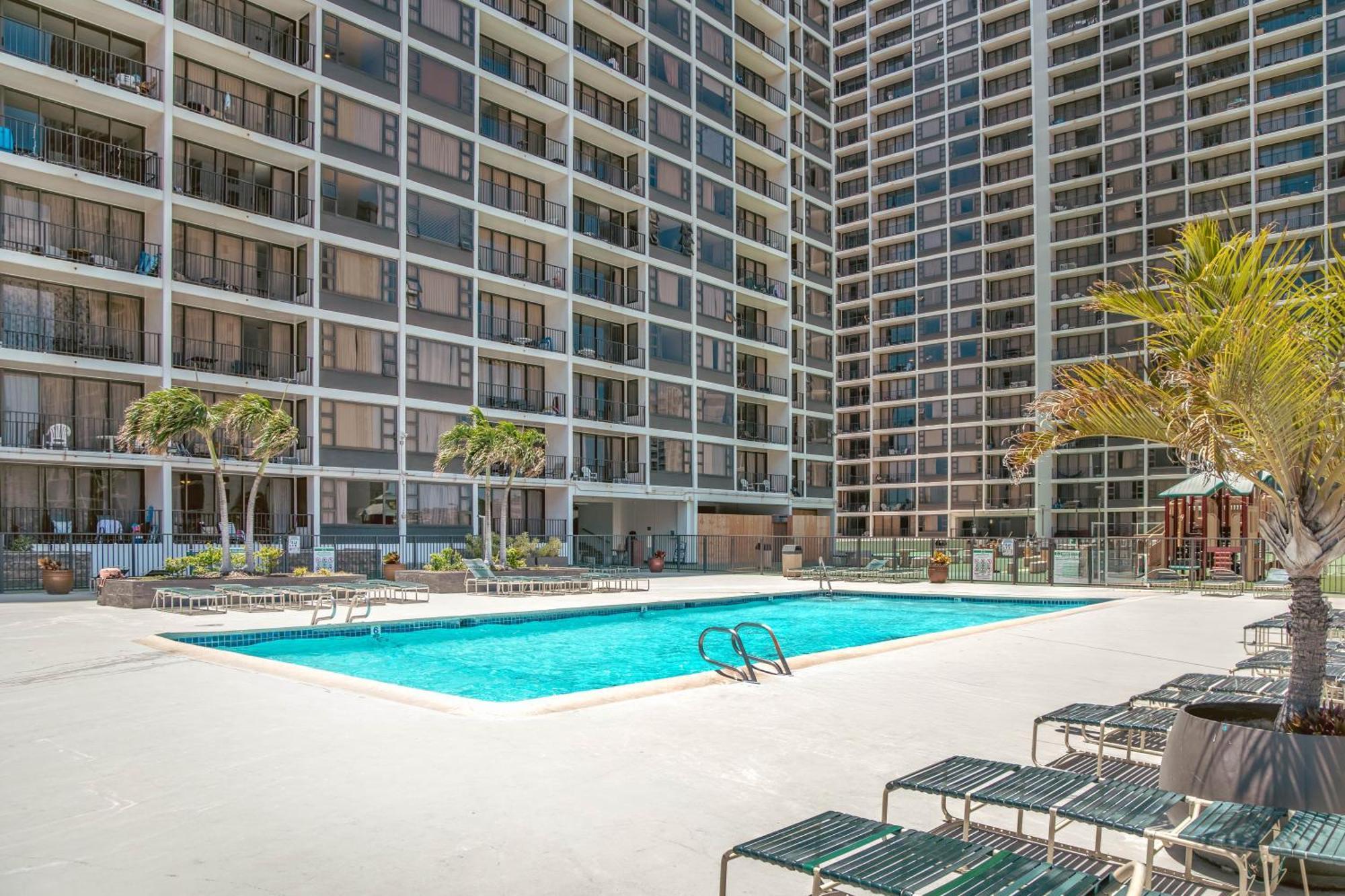 Ferienwohnung Upscale Penthouse With Ocean Views - Free Parking Honolulu Exterior foto