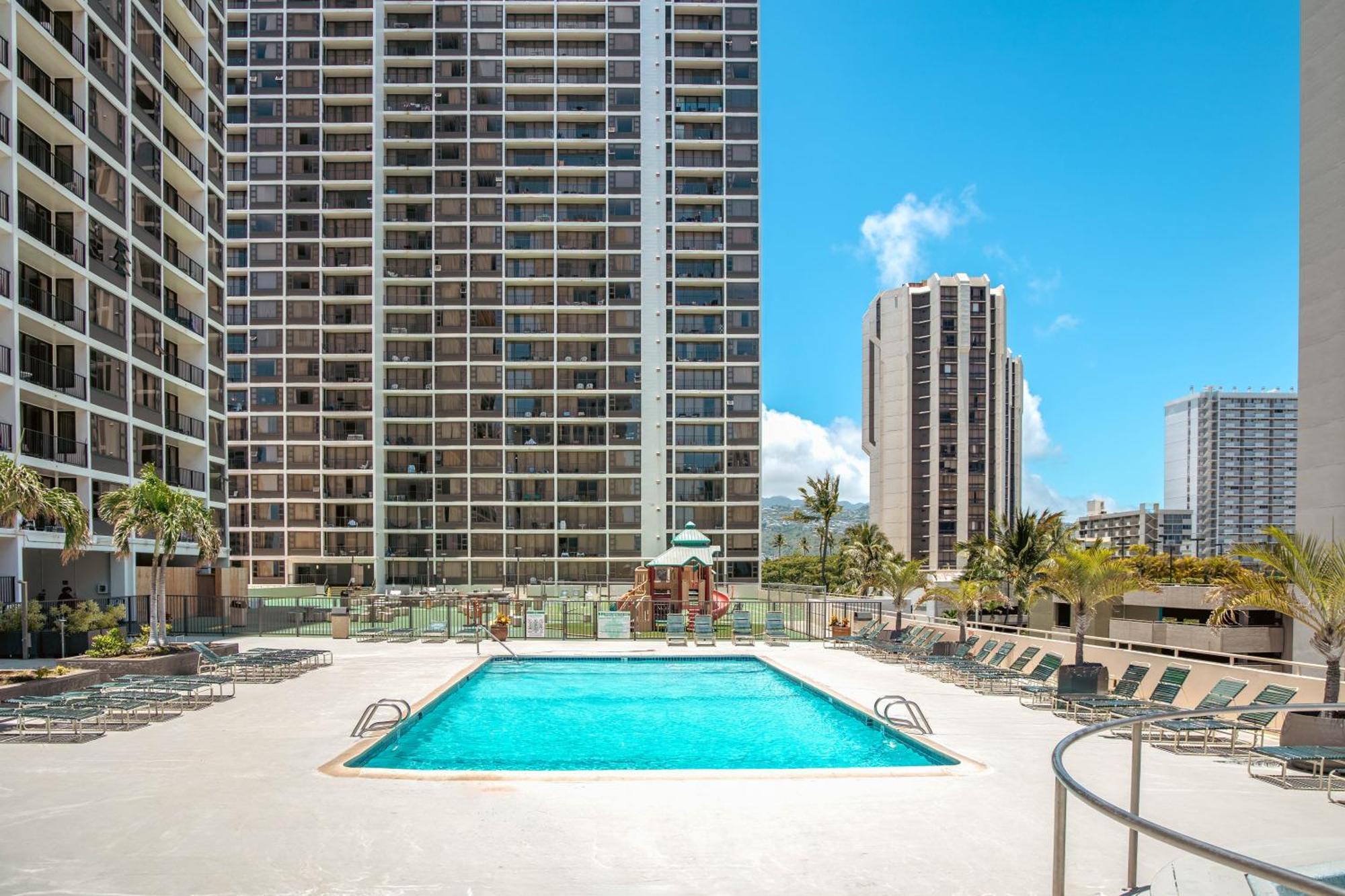 Ferienwohnung Upscale Penthouse With Ocean Views - Free Parking Honolulu Exterior foto